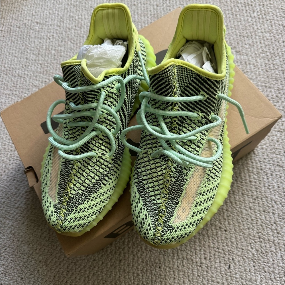 Adidas Yeezy Boost 350 V2